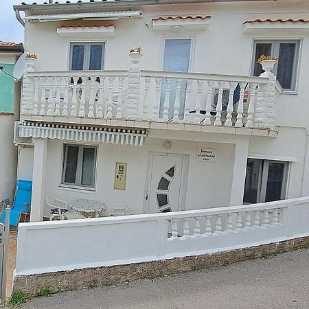 Apartmani Ana-Lora Lopar Bagian luar foto