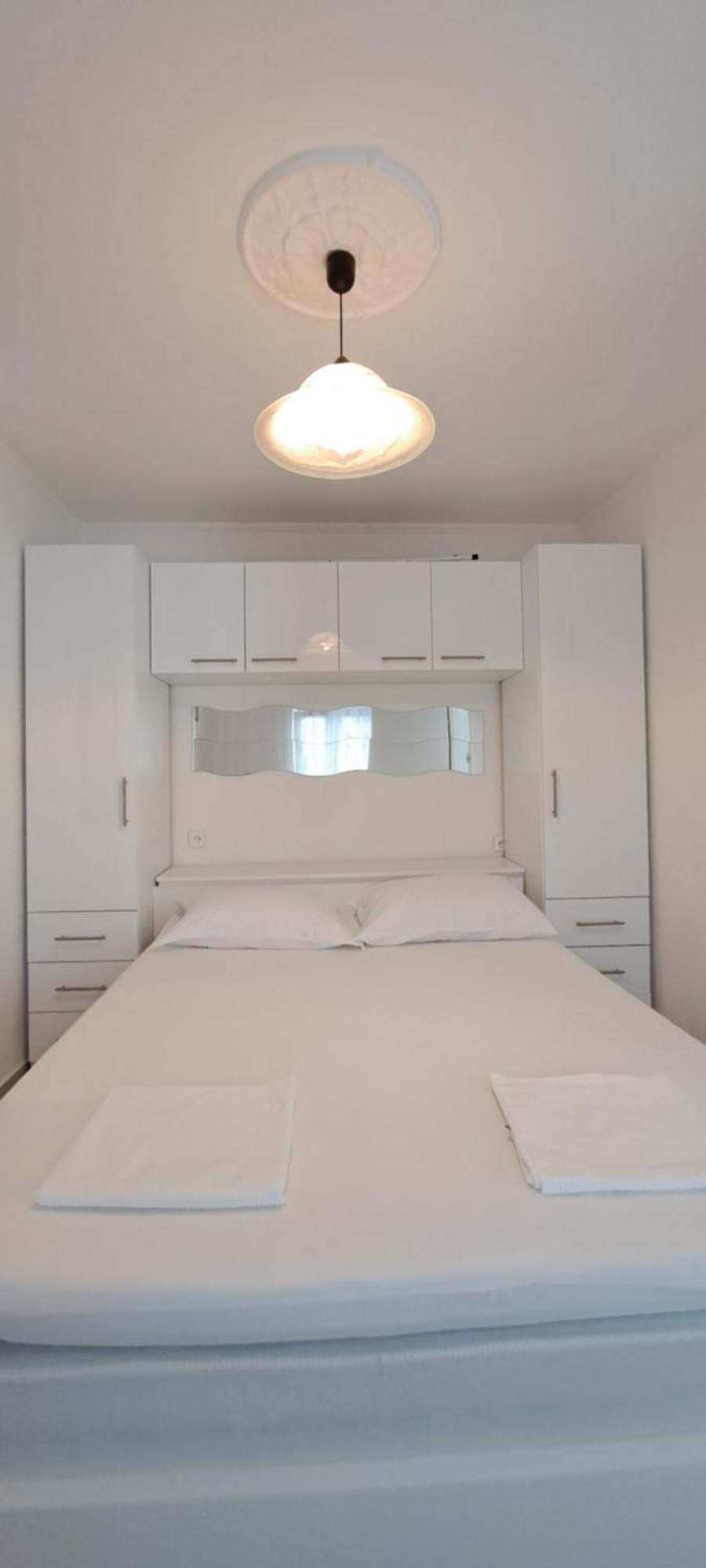 Apartmani Ana-Lora Lopar Bagian luar foto